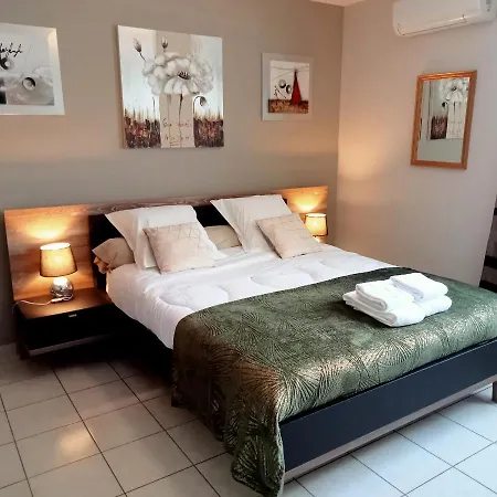 Homestay O Jardin Provencal, Elegante D'1 Ou 2 Chambres